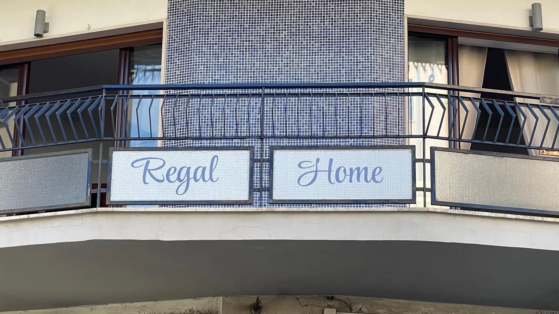 Regal Home Apartment Naples