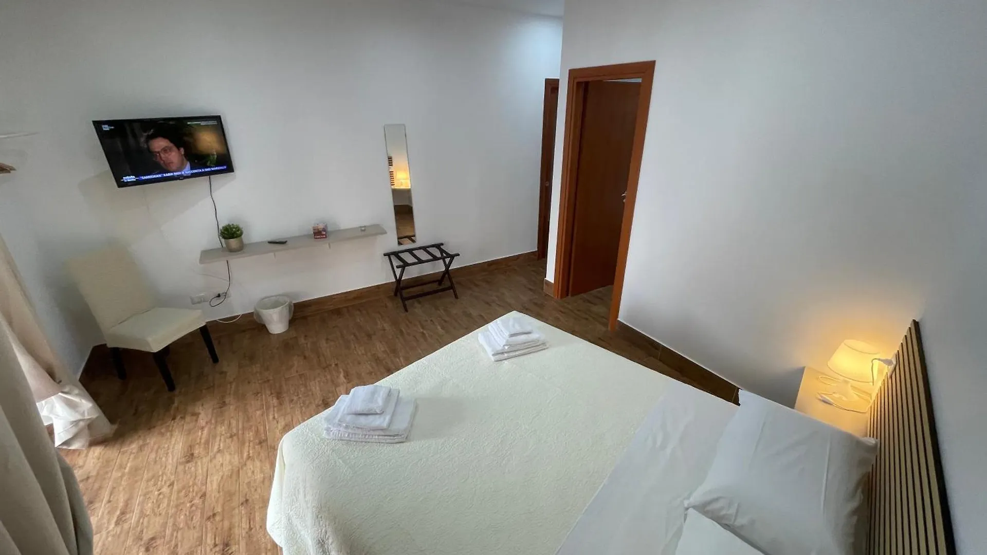 Regal Home Apartment Naples