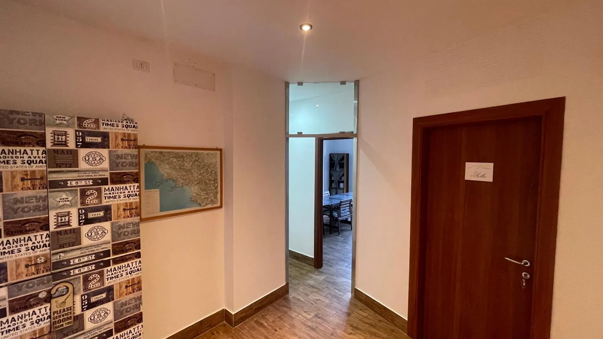 Regal Home Apartment Naples Italy